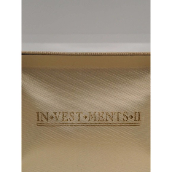 Vintage MJENT Gold Tone Brooch With Brown And Gold Crystal Crescent Circle Shape - Picture 2 of 13